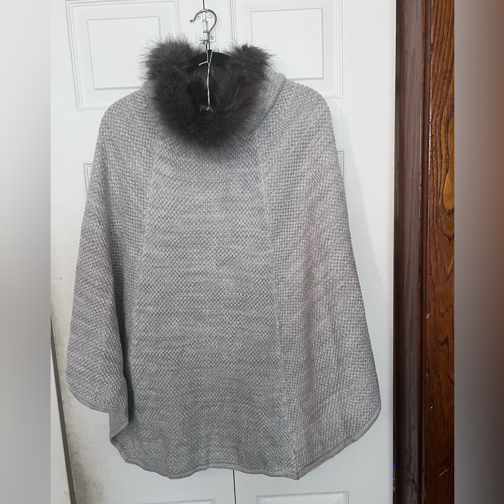 Ann Taylor Factory Gray Fur-Trimmed Poncho